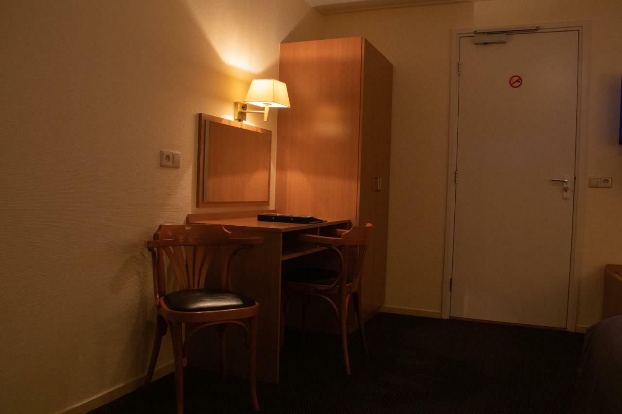Hotel 'T Zwaantje ลิกเตนฟอร์เดอ ภายนอก รูปภาพ
